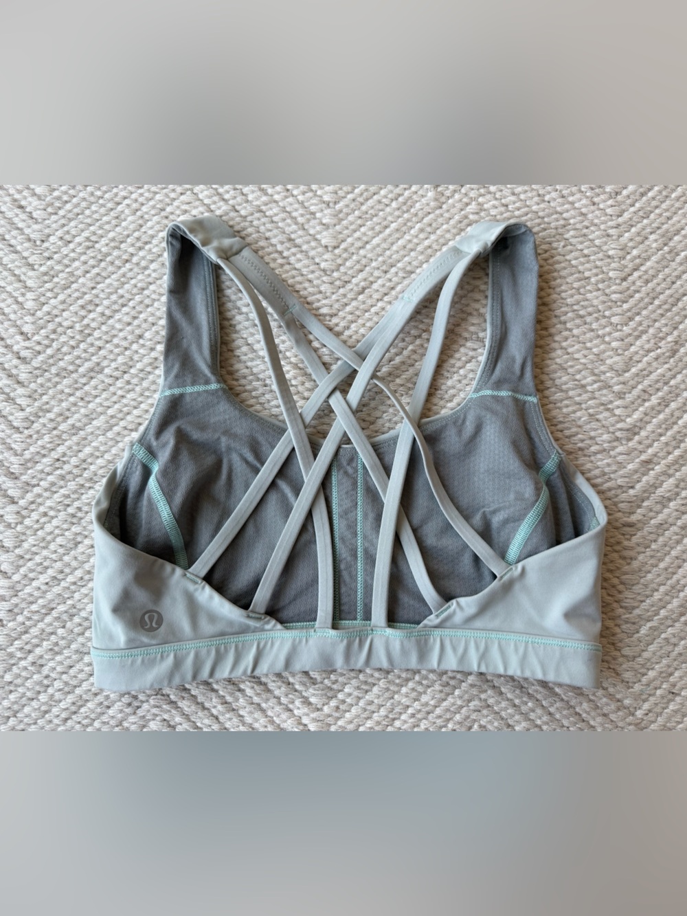 Lululemon Free to be Serene Longline Bra in Light blue teal sz 6